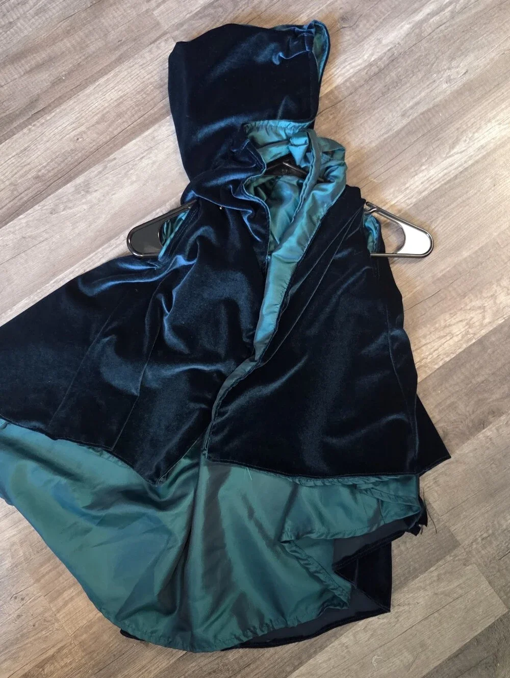 Green Velvet Hooded Cape Small Child